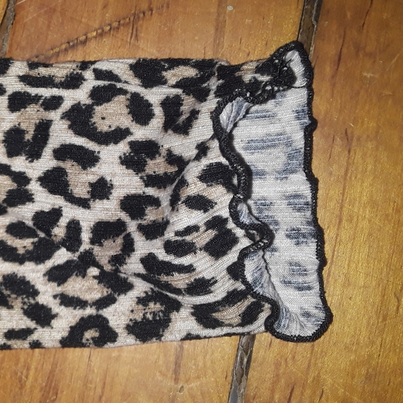 Leopard print cheetah print crop top - Picture 6 of 8